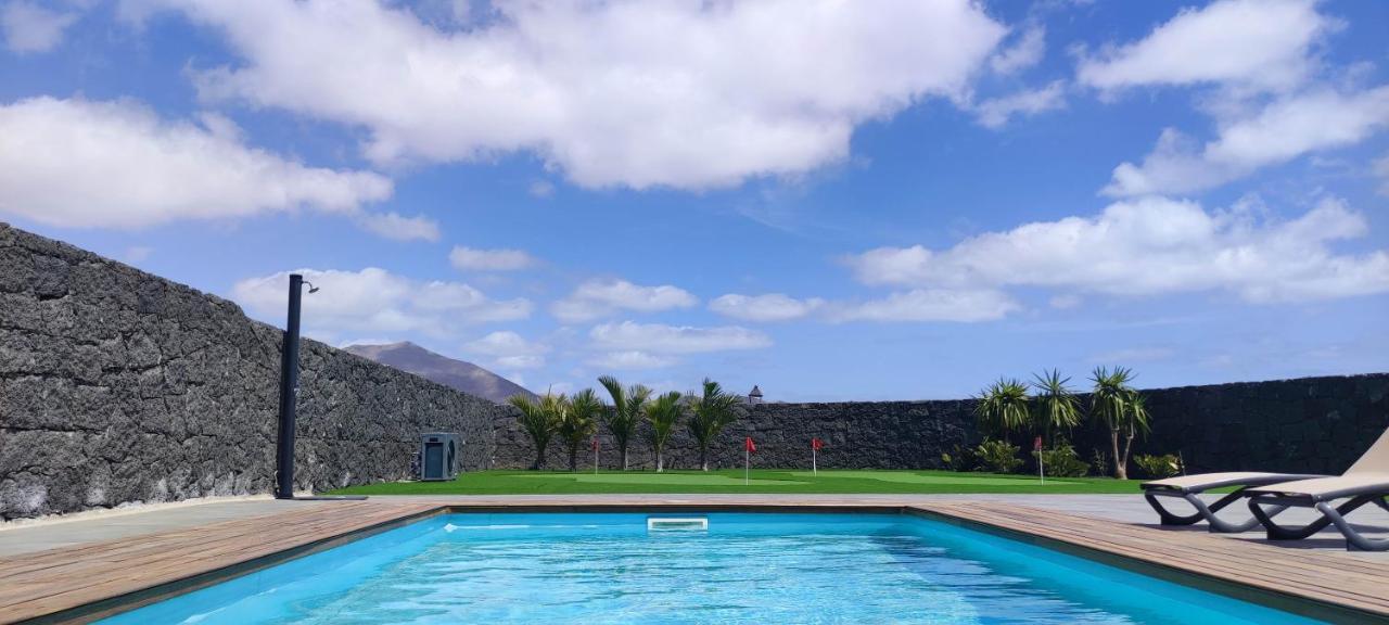 Villa Geneva - Relax Y Diversion Playa Blanca  Luaran gambar
