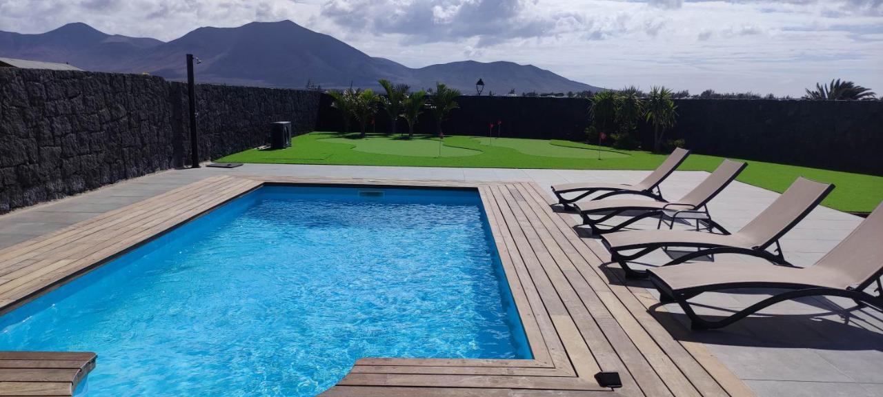 Villa Geneva - Relax Y Diversion Playa Blanca  Luaran gambar
