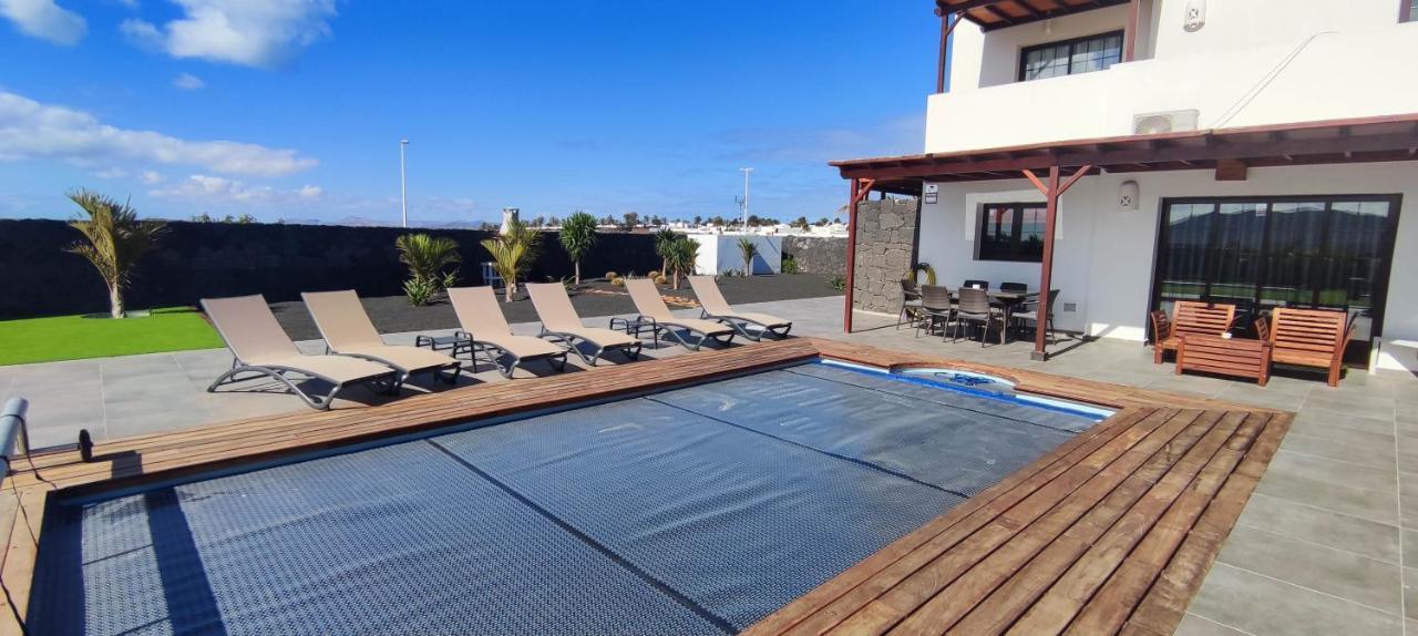 Villa Geneva - Relax Y Diversion Playa Blanca  Luaran gambar
